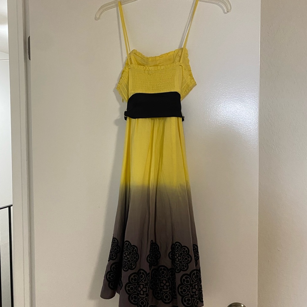 Lithe embroidered cotton summer dress. Size 2.